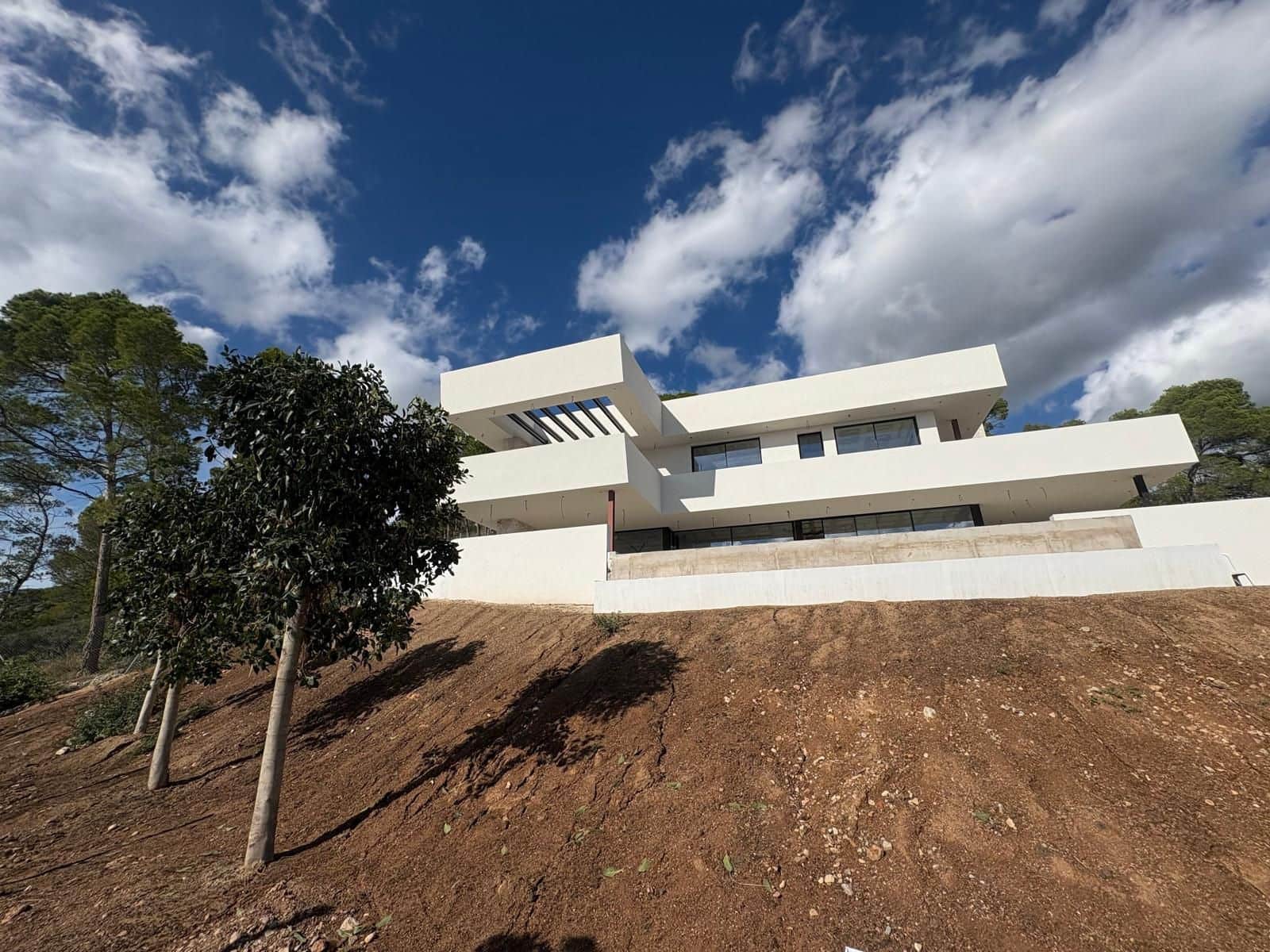 4 bedroom Townhouse for sale in Bunyola with pool garage - € 6,850,000 (Ref: 9556273)