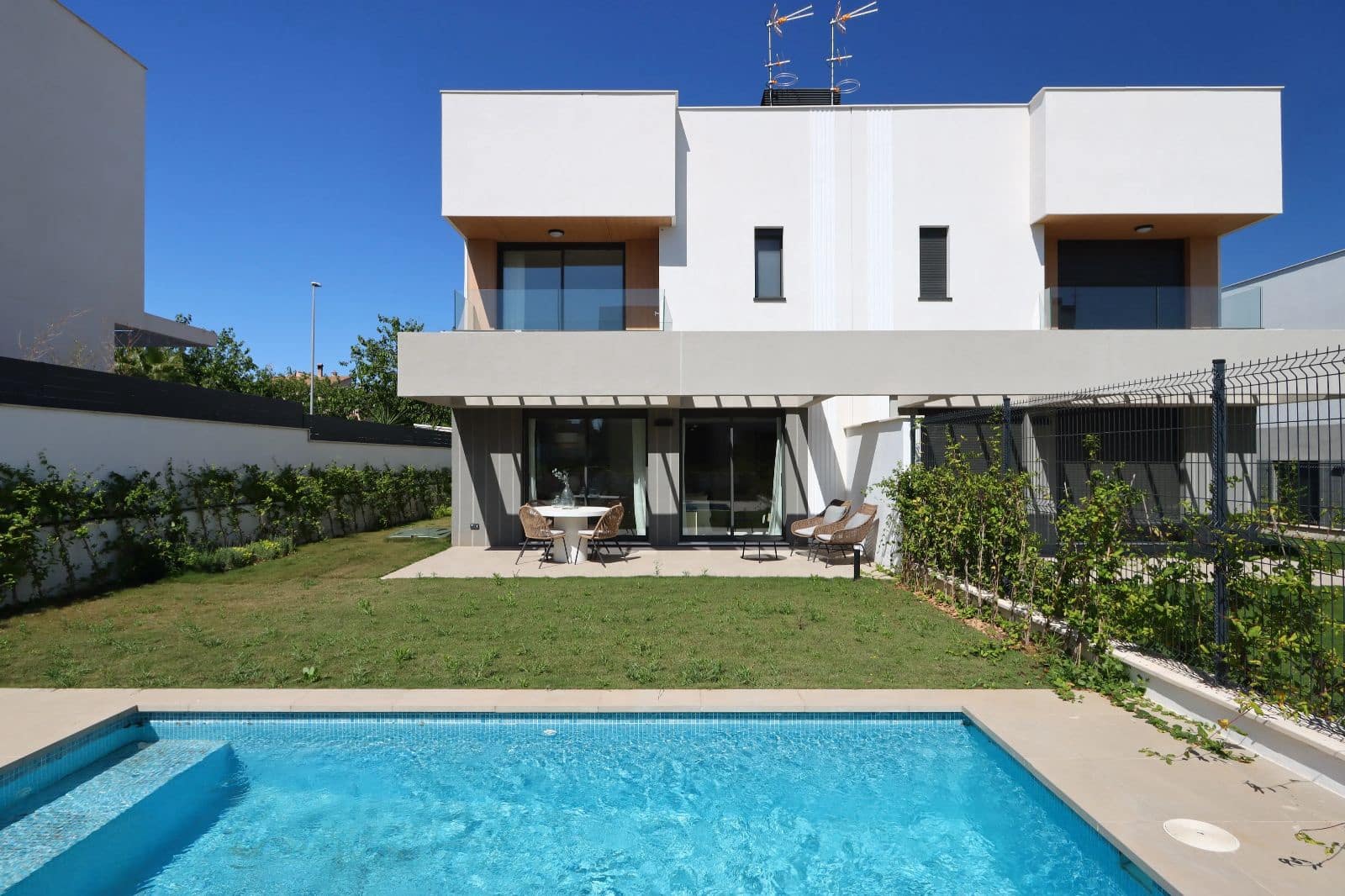 4 chambre Maison de Ville à vendre à Puig de Ros avec piscine garage - 980 000 € (Ref: 9570079)