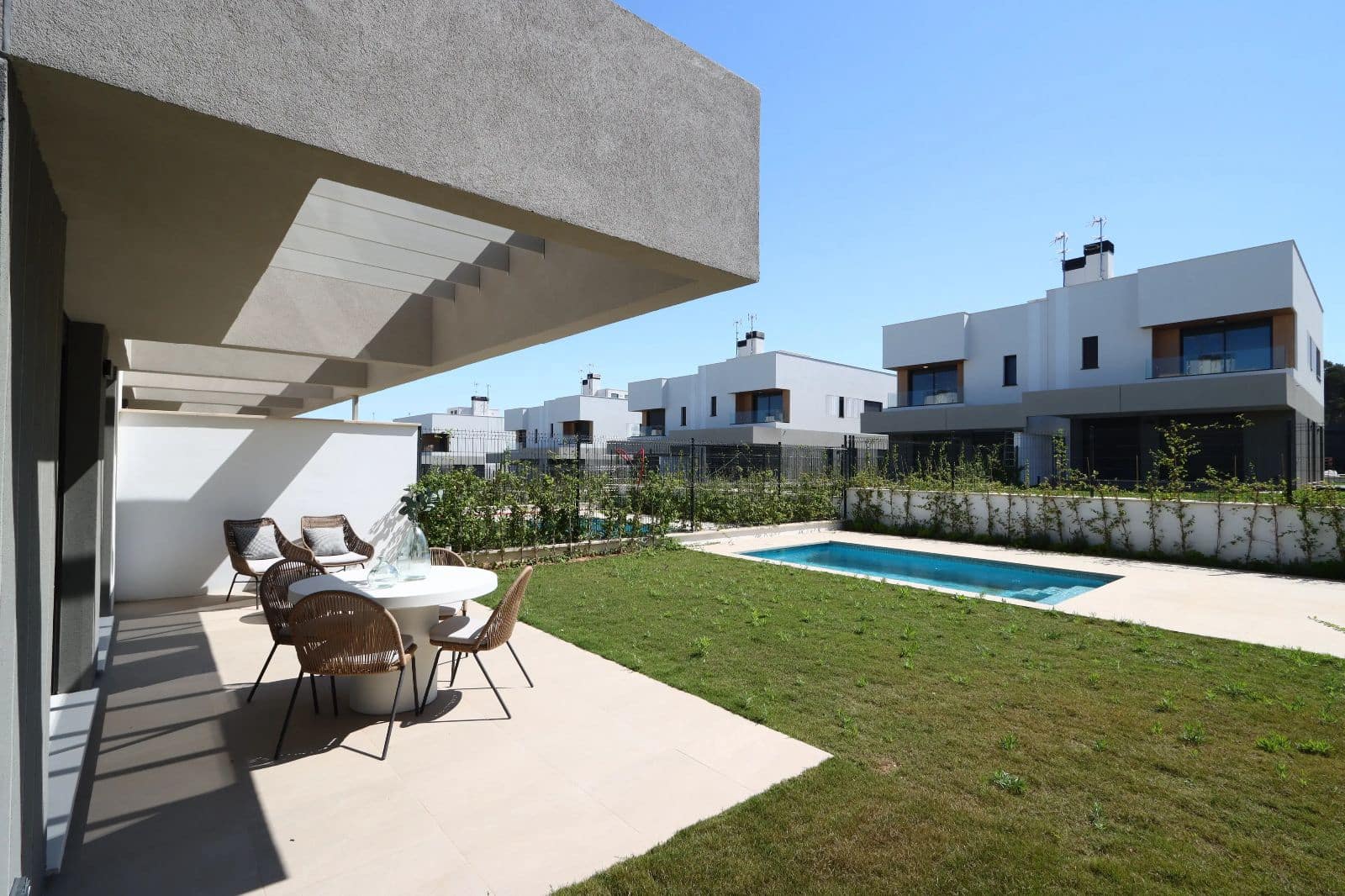 4 chambre Maison de Ville à vendre à Puig de Ros avec piscine garage - 980 000 € (Ref: 9570079)