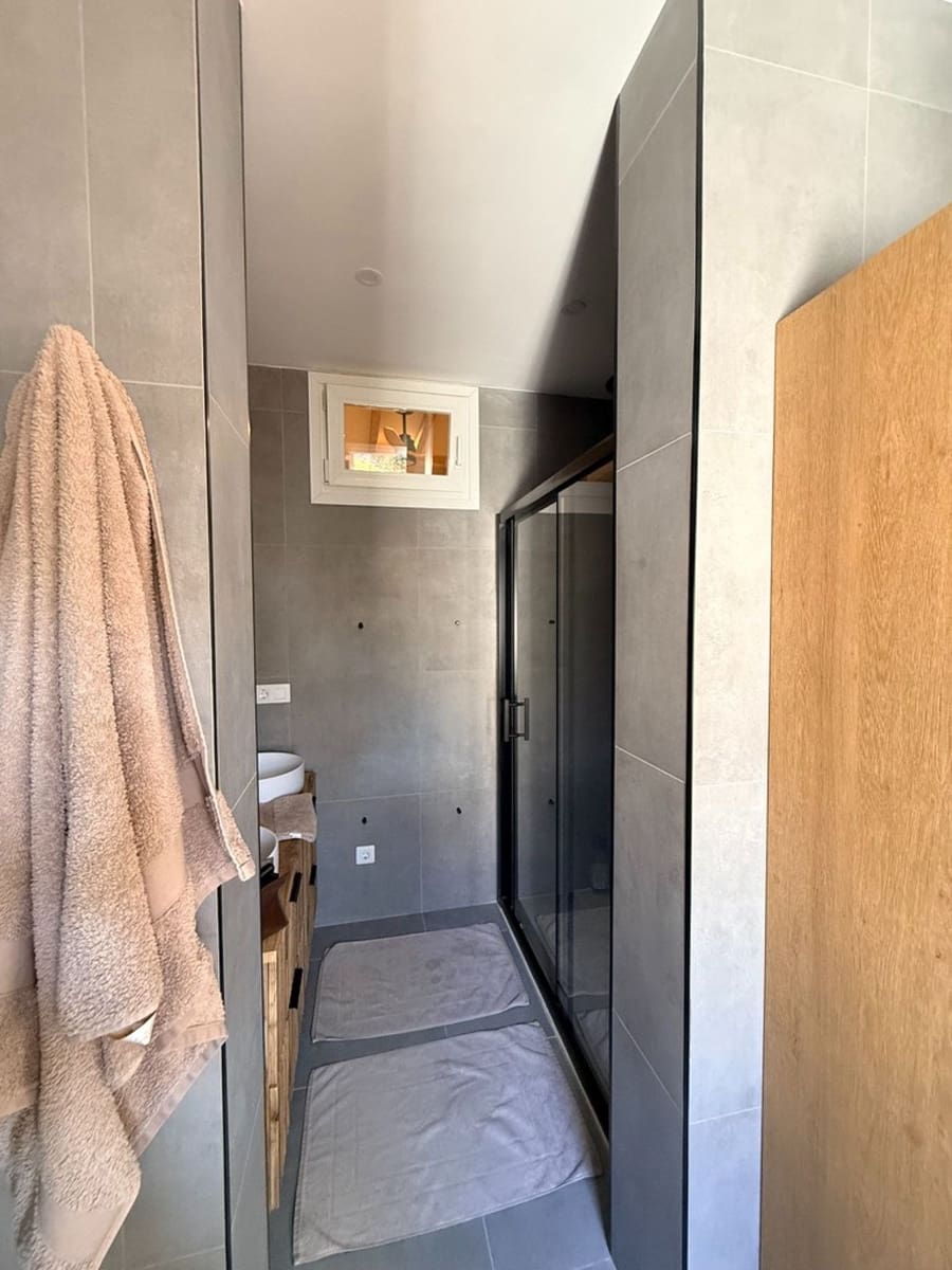 2 bedroom Flat for sale in Palma de Mallorca - € 799,000 (Ref: 9597143)