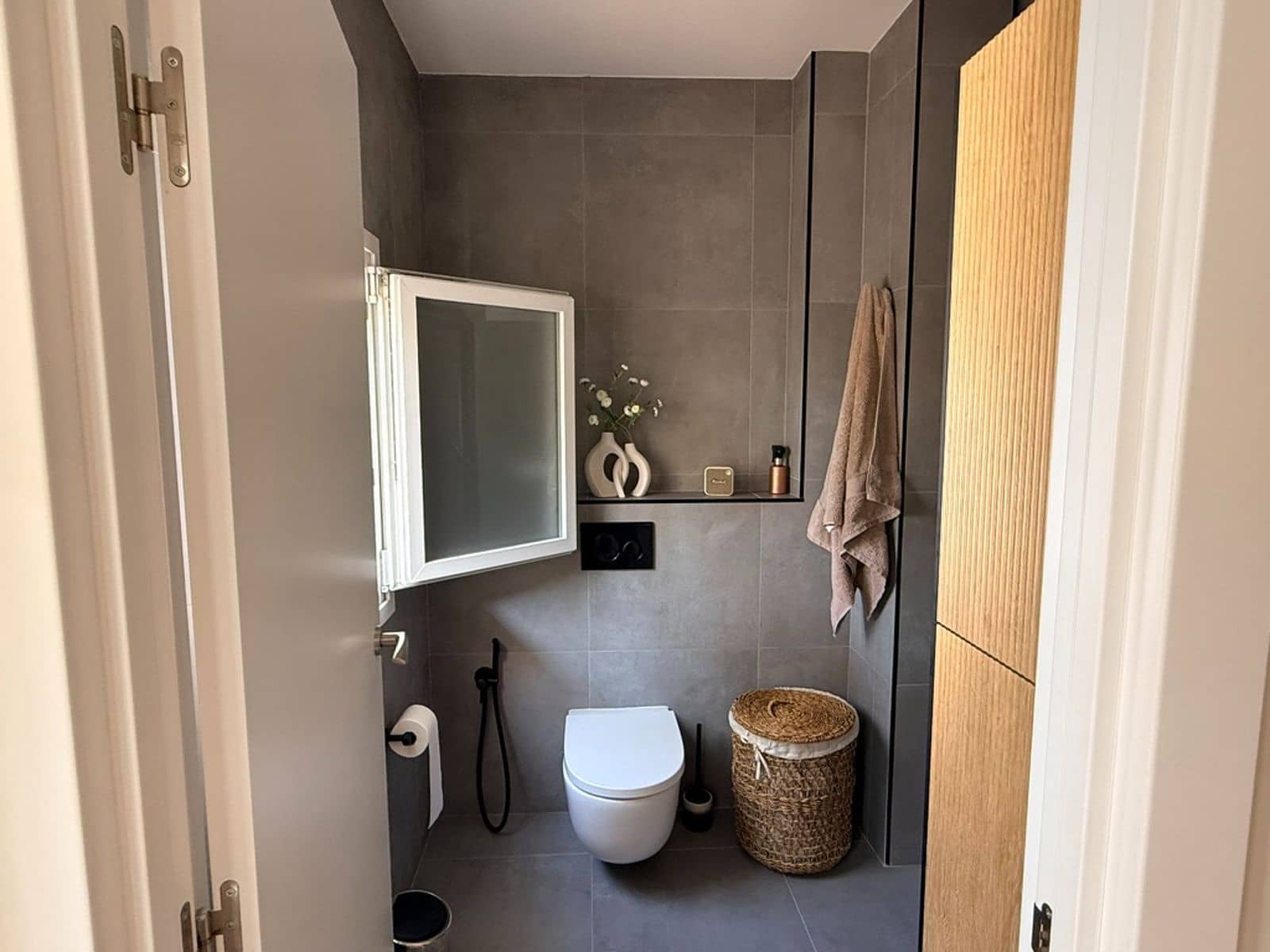 2 bedroom Flat for sale in Palma de Mallorca - € 799,000 (Ref: 9597143)