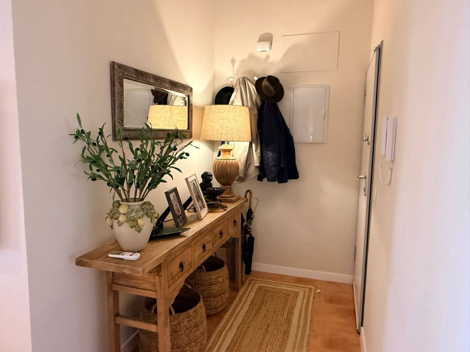 2 bedroom Flat for sale in Palma de Mallorca - € 799,000 (Ref: 9597143)
