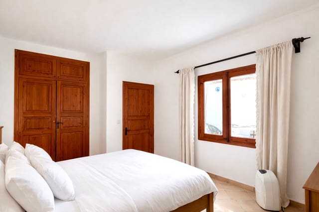 3 soveværelse Lejlighed til salg i Port de Pollença, Pollensa / Pollença med swimmingpool - € 500.000 (Ref: 9598112)