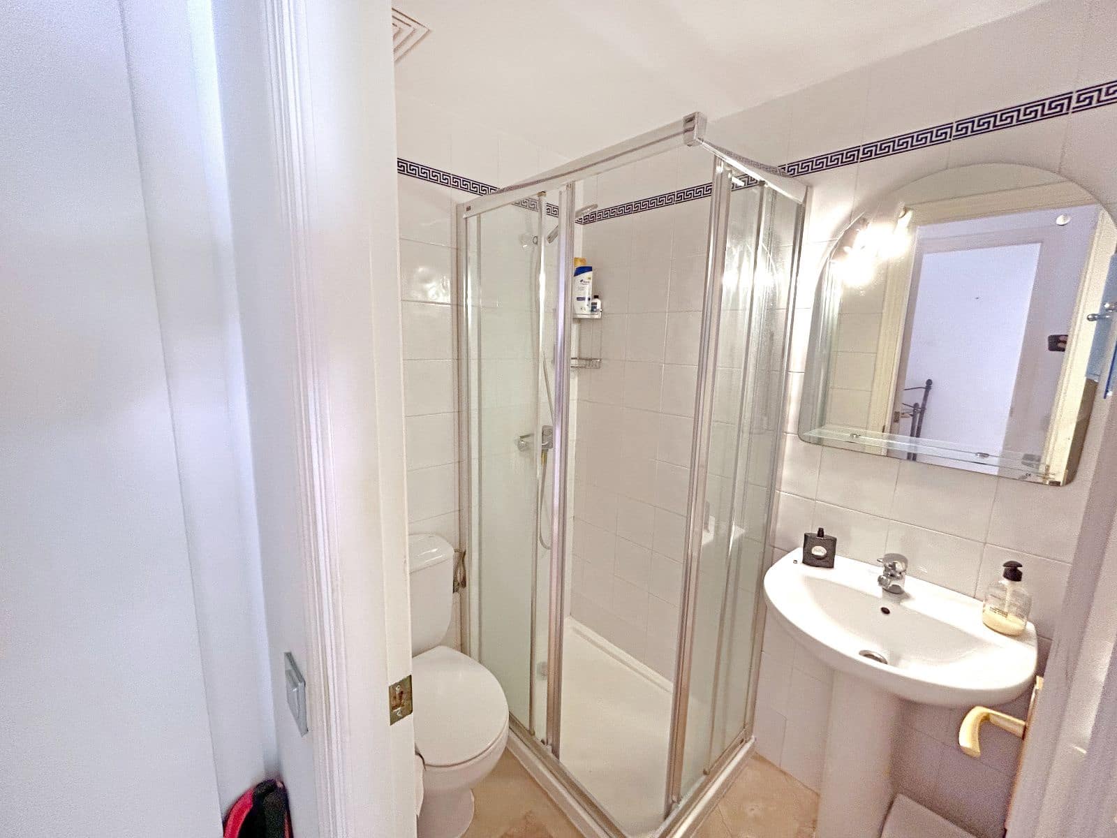 2 makuuhuone Asunto myytävänä paikassa El Toro / Port Adriano mukana uima-altaan 
autotalli - 825 000 € (Ref: 9694062)