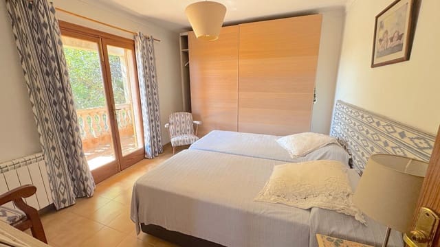 6 chambre Finca/Maison de Campagne à vendre à Santa María del Camí avec piscine garage - 1 100 000 € (Ref: 9694235)