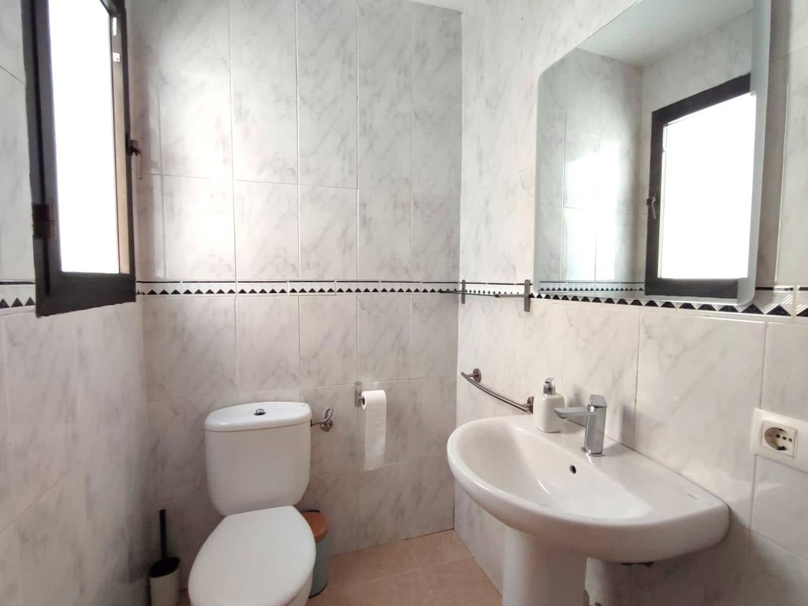 3 bedroom Flat for rent in Pollensa / Pollenca - € 1,500 (Ref: 9700087)