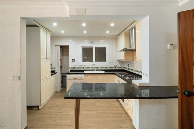 3 sypialnia Mieszkanie na sprzedaż w Cala Vinyes / Cala Vinyas / Cala Viñas, Calvià z basenem - 645 000 € (Ref: 9709087)