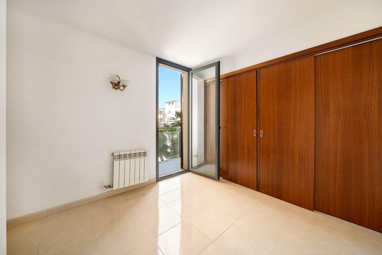 3 bedroom Flat for sale in Pollensa / Pollenca - € 430,000 (Ref: 9730460)