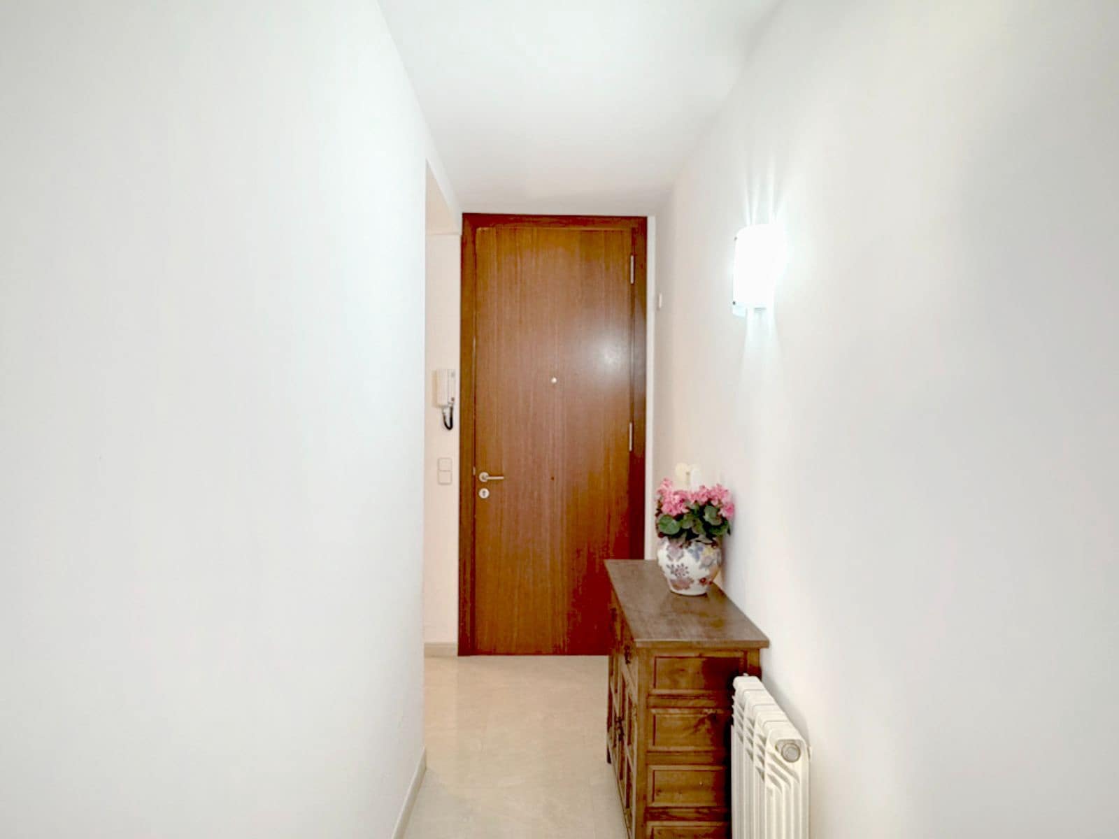 3 bedroom Flat for sale in Pollensa / Pollenca - € 430,000 (Ref: 9730460)