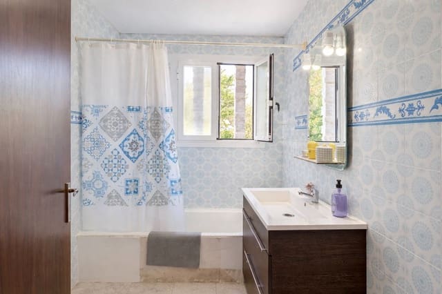 3 makuuhuone Asunto myytävänä paikassa Port de Pollença, Pollensa / Pollença mukana 
autotalli - 520 000 € (Ref: 9737287)