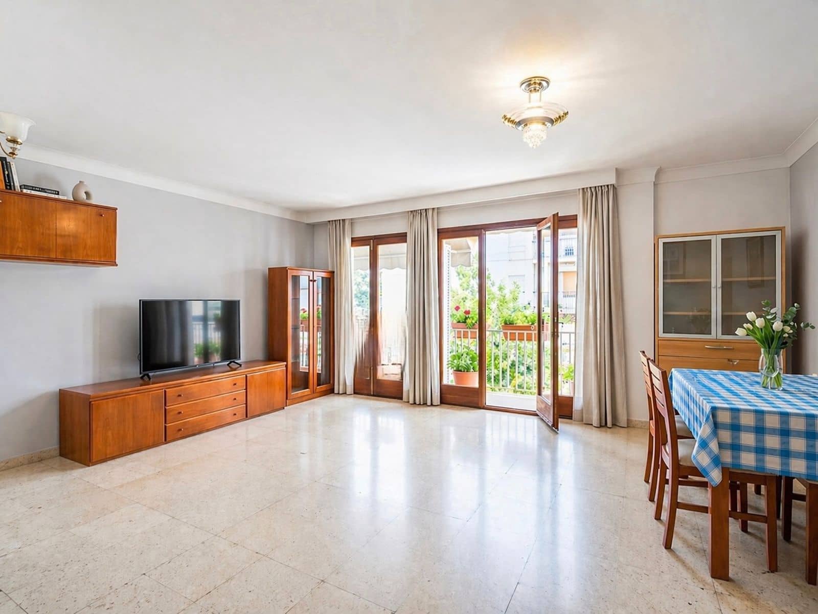 3 bedroom Flat for sale in Pollensa / Pollenca with garage - € 520,000 (Ref: 9737287)
