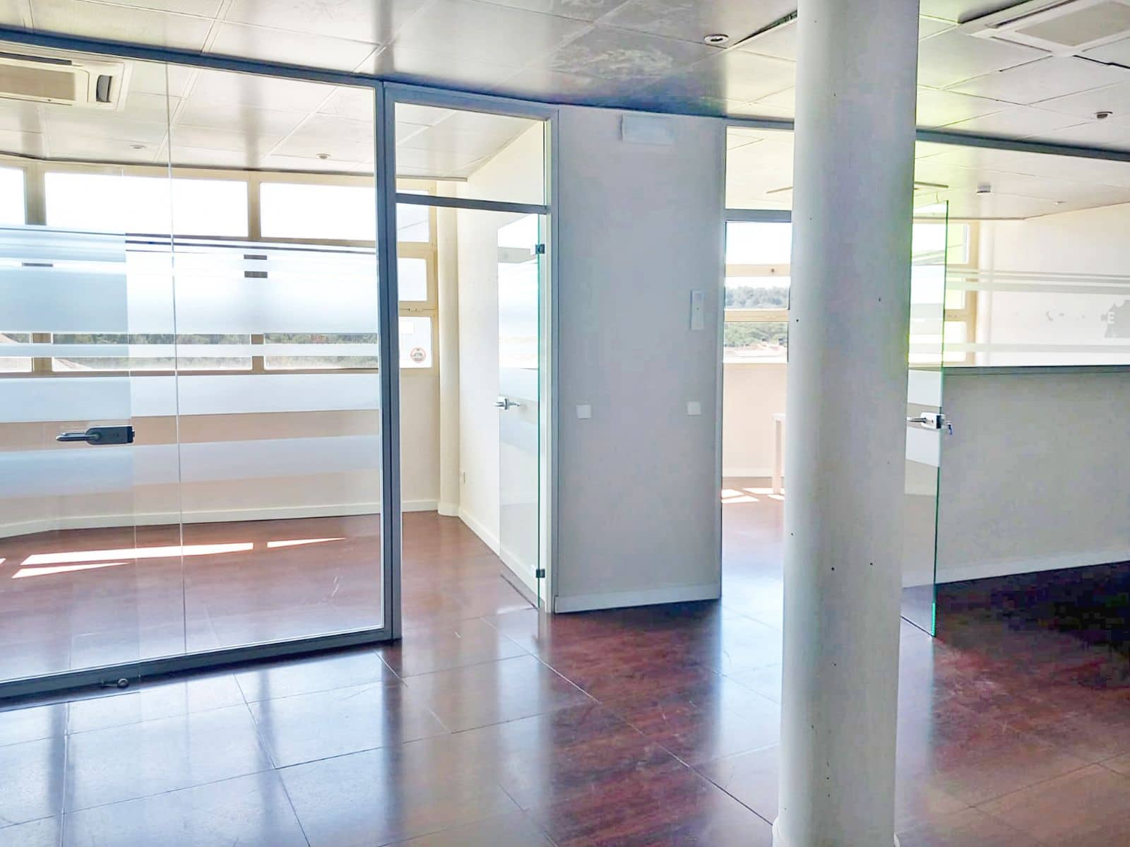 Commercial for rent in Palma de Mallorca with garage - € 1,335 (Ref: 9761283)