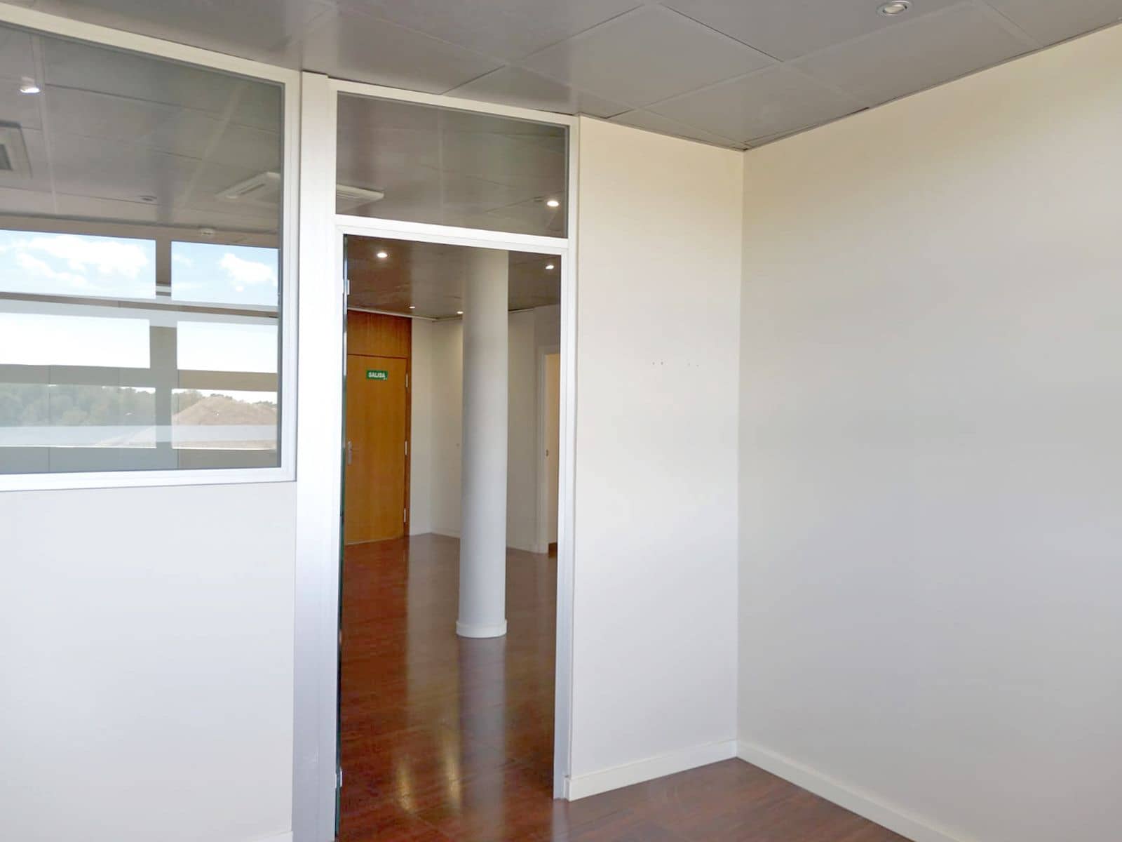 Commercial for rent in Palma de Mallorca with garage - € 1,335 (Ref: 9761283)