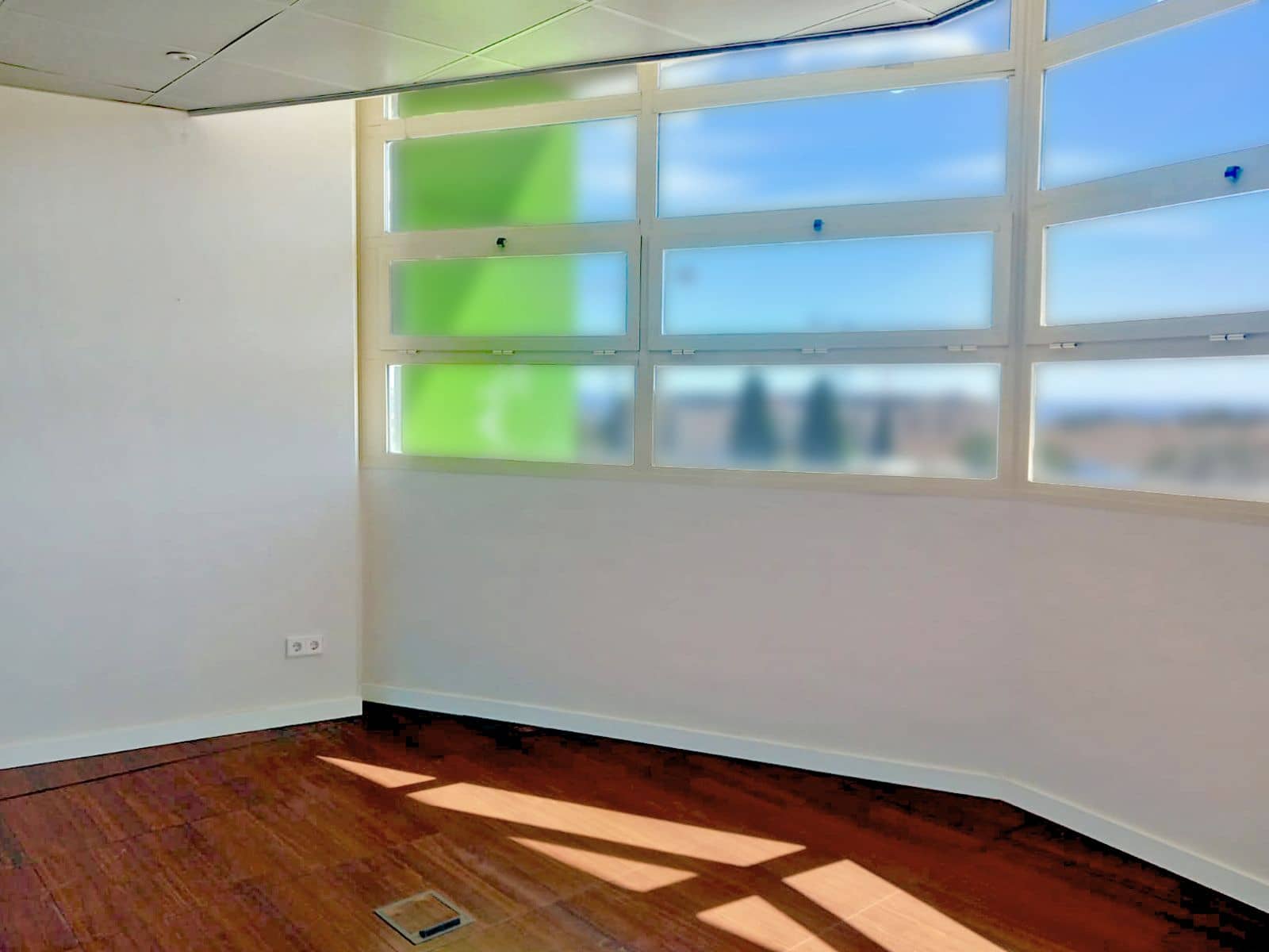 Commercial for rent in Palma de Mallorca with garage - € 1,335 (Ref: 9761283)