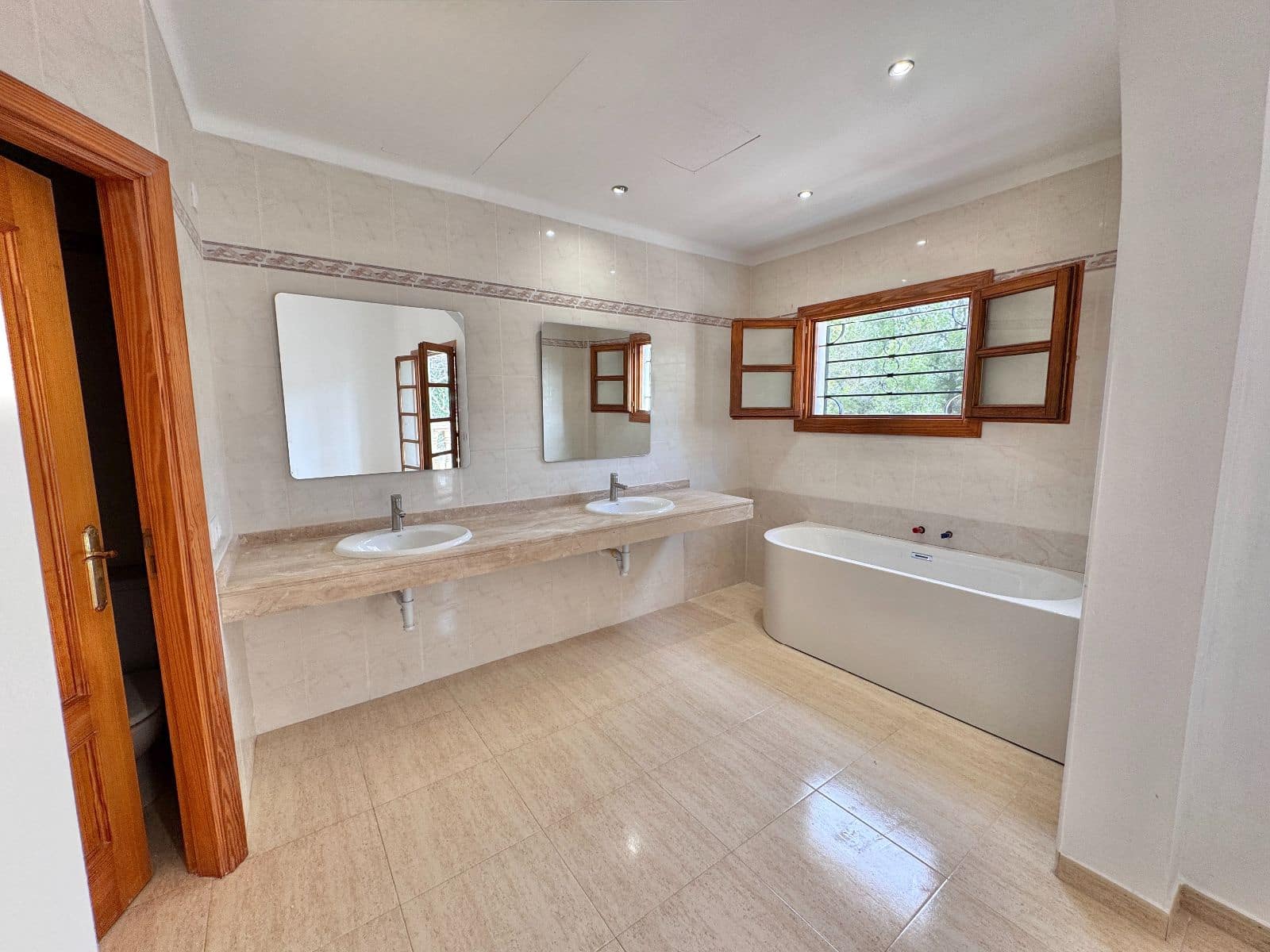 3 Zimmer Haus zu verkaufen in Costa de la Calma mit Pool Garage - 1.495.000 € (Ref: 9779070)