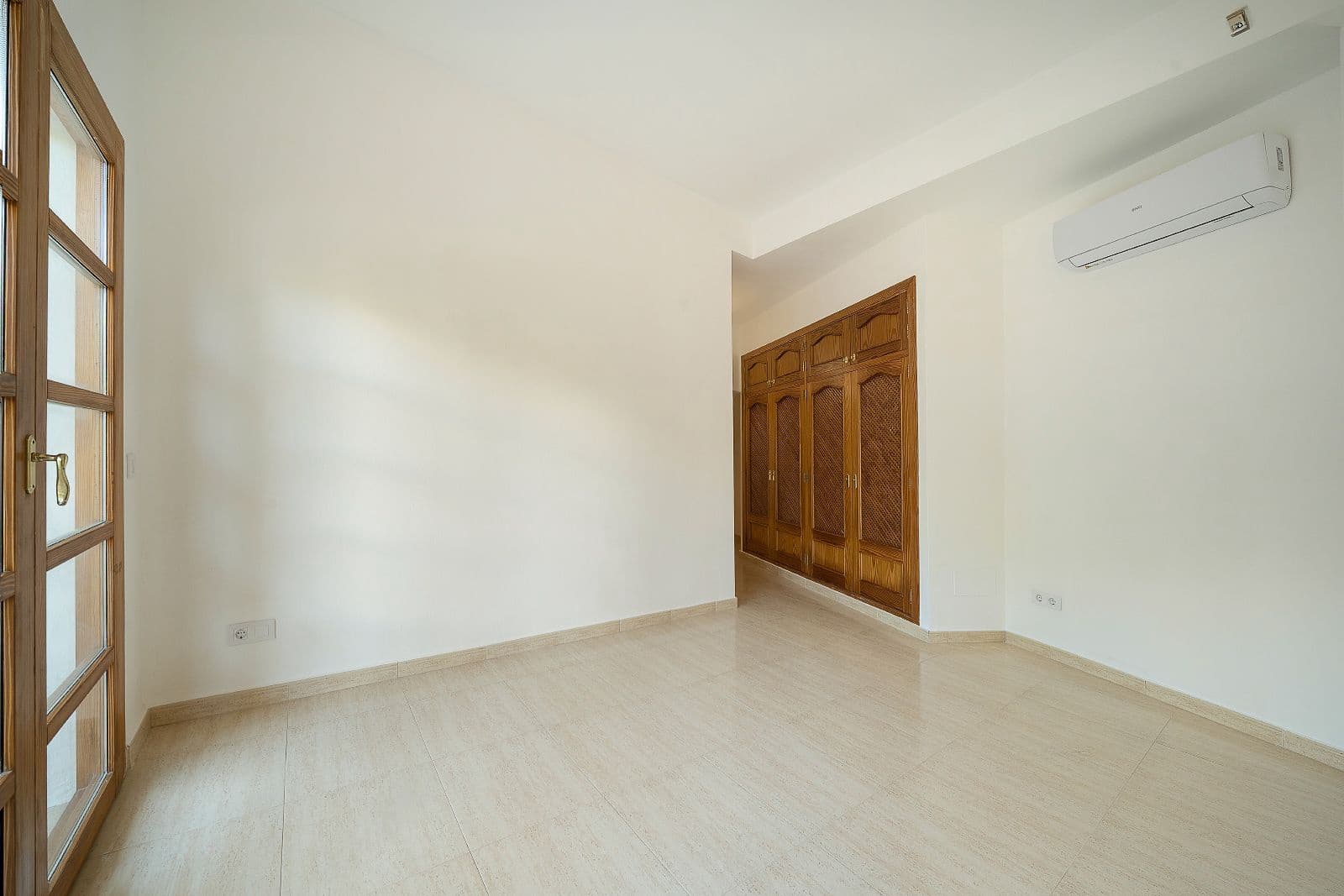 3 Zimmer Haus zu verkaufen in Costa de la Calma mit Pool Garage - 1.495.000 € (Ref: 9779070)