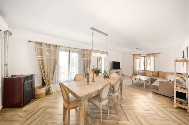 5 soveværelse Byhus til salg i Pollensa / Pollença med swimmingpool garage - € 660.000 (Ref: 9782297)