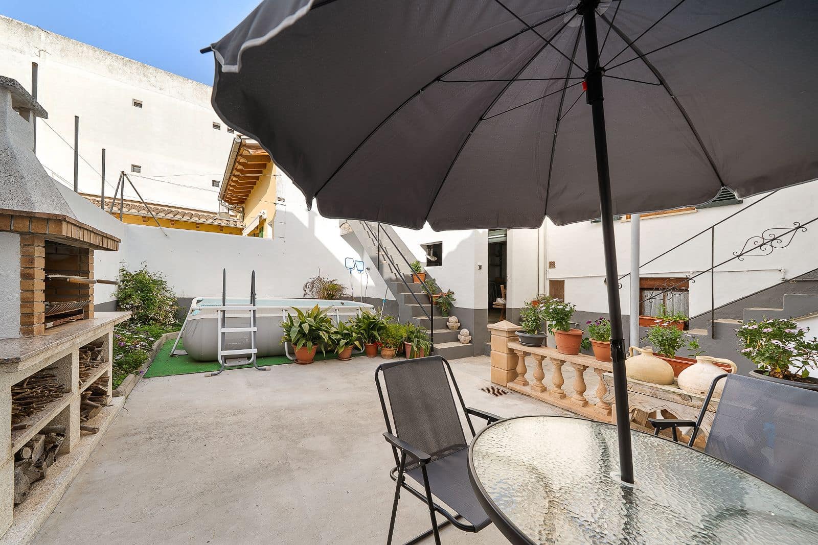 5 soveværelse Byhus til salg i Pollensa / Pollenca med swimmingpool garage - € 660.000 (Ref: 9782297)