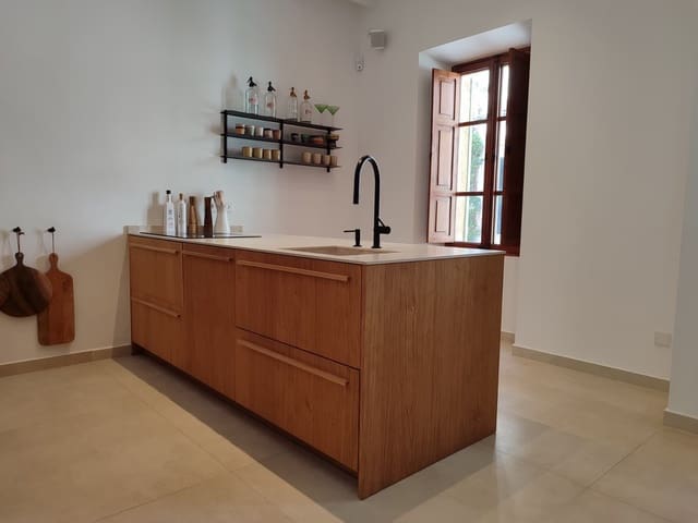 3 soveværelse Byhus til salg i Alcúdia - € 1.100.000 (Ref: 9795707)