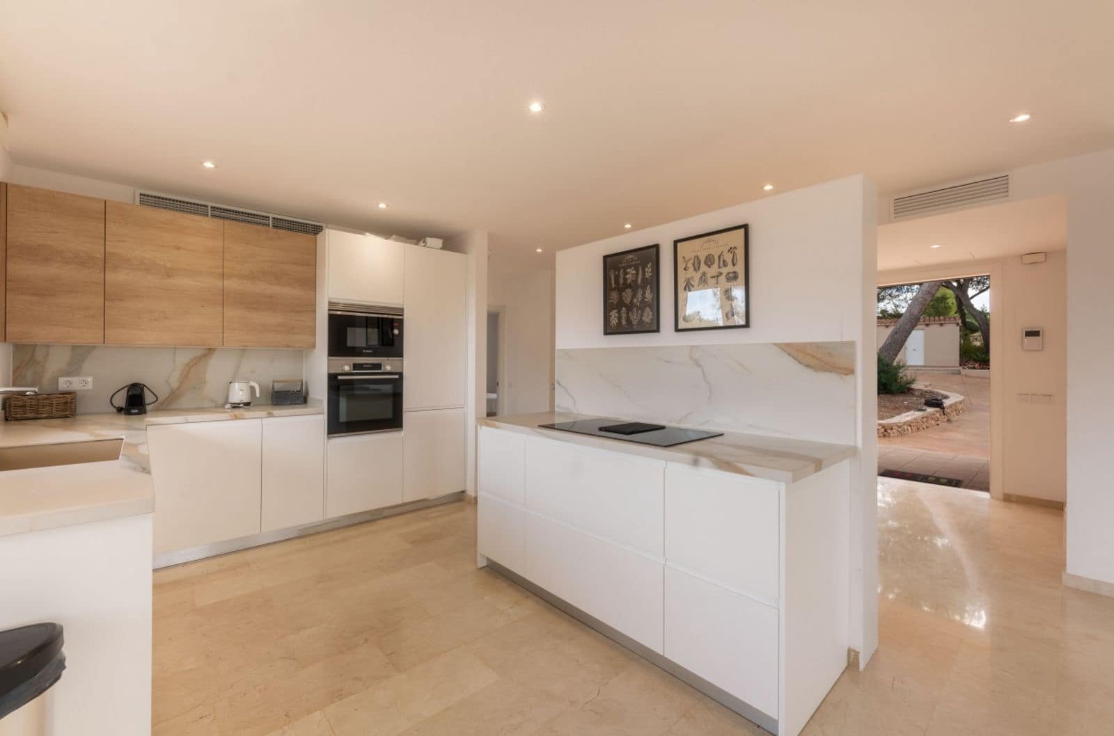 5 makuuhuone Maalaistalo myytävänä paikassa L'Aranjassa / S'Aranjassa mukana uima-altaan 
autotalli - 2 450 000 € (Ref: 9798303)