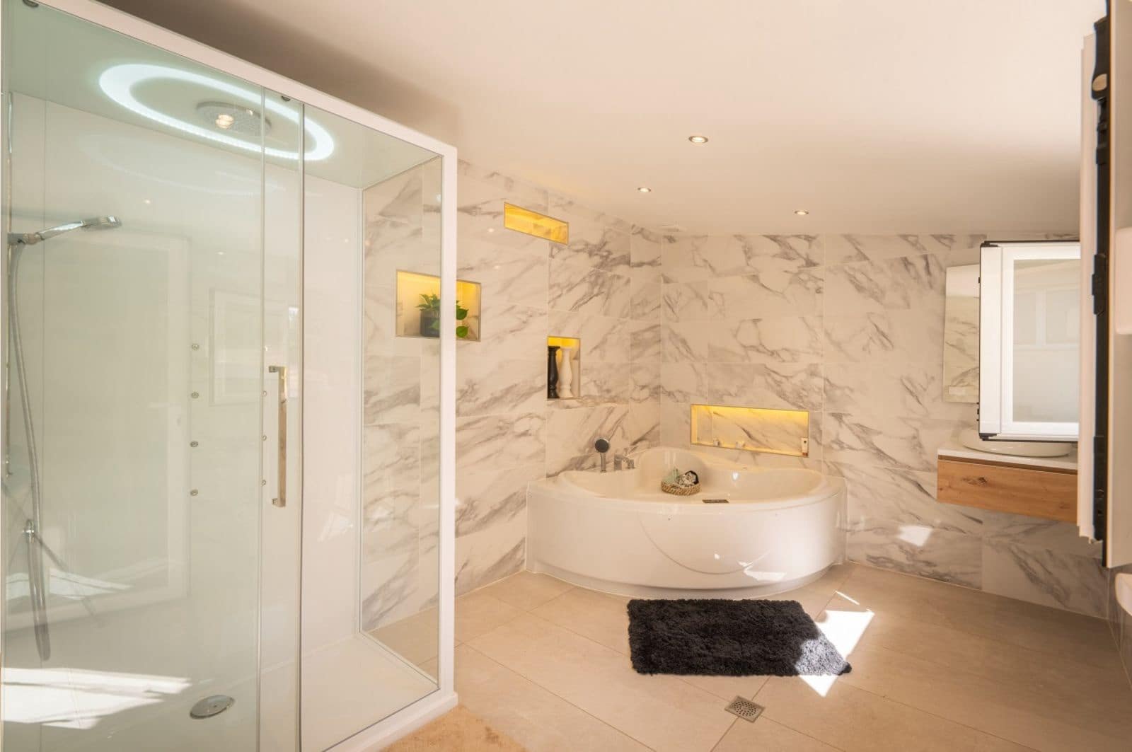 5 makuuhuone Maalaistalo myytävänä paikassa L'Aranjassa / S'Aranjassa mukana uima-altaan 
autotalli - 2 450 000 € (Ref: 9798303)