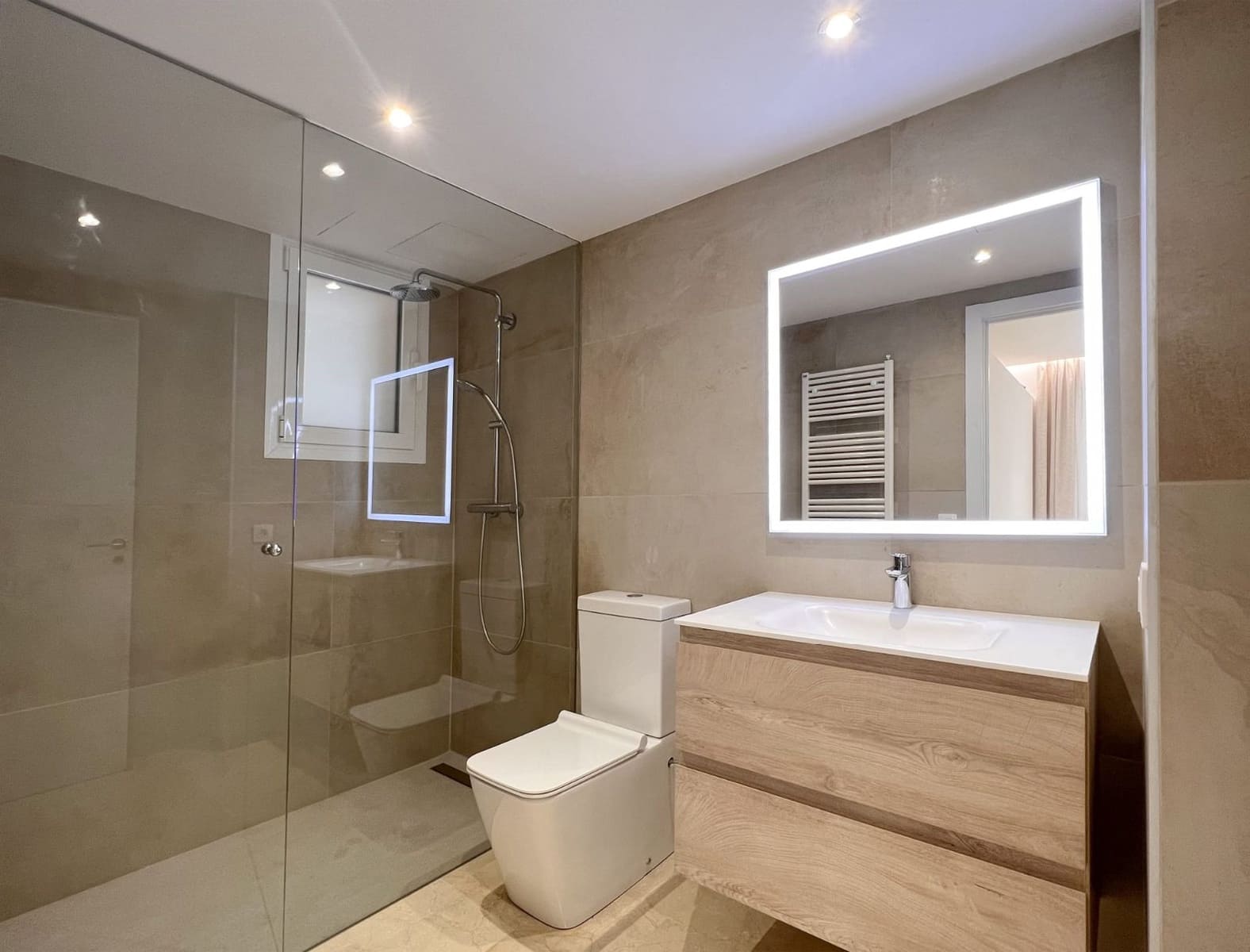 5 makuuhuone Maalaistalo myytävänä paikassa L'Aranjassa / S'Aranjassa mukana uima-altaan 
autotalli - 2 450 000 € (Ref: 9798303)