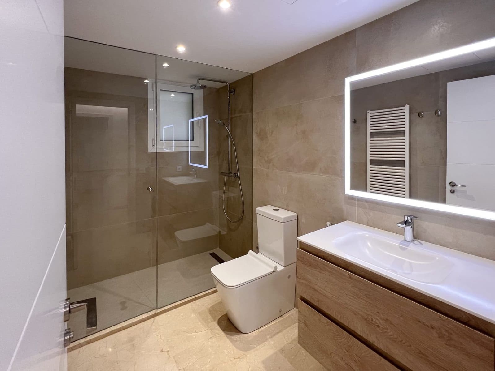 5 makuuhuone Maalaistalo myytävänä paikassa L'Aranjassa / S'Aranjassa mukana uima-altaan 
autotalli - 2 450 000 € (Ref: 9798303)