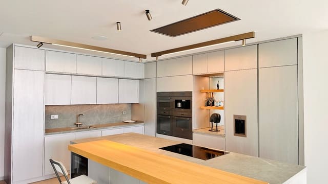 5 makuuhuone Omakotitalo myytävänä paikassa Santa Ponsa, Calvià mukana uima-altaan 
autotalli - 3 990 000 € (Ref: 9806784)