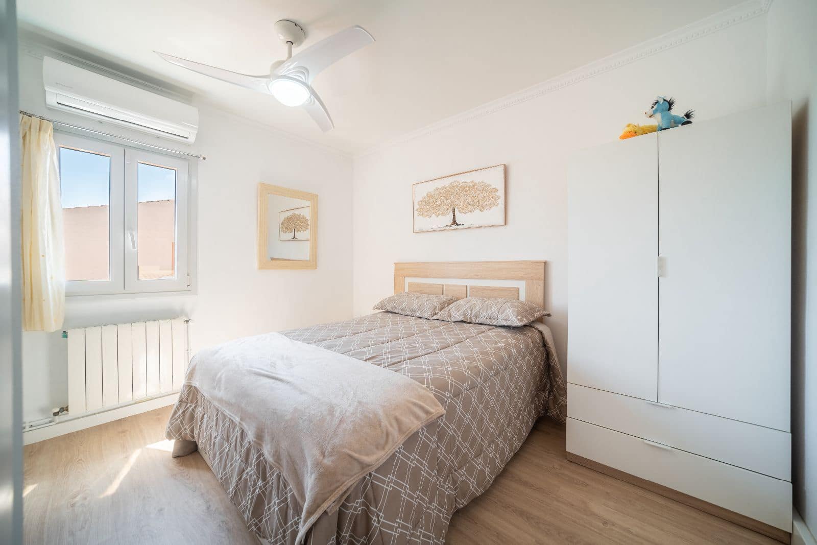 4 soverom Hus til salgs i Puerto de Alcudia med svømmebasseng garasje - € 669 000 (Ref: 9809803)