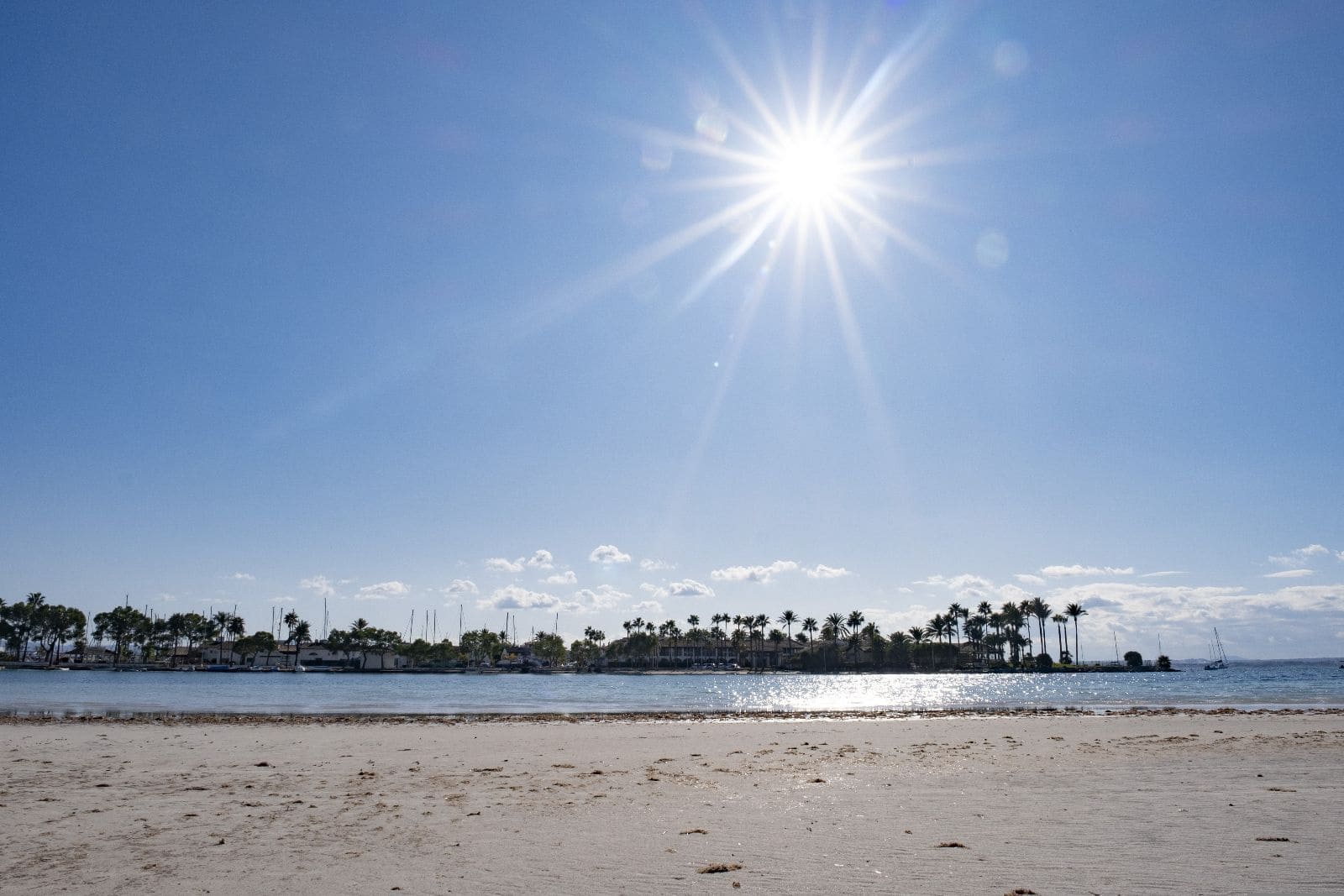 4 soverom Hus til salgs i Puerto de Alcudia med svømmebasseng garasje - € 669 000 (Ref: 9809803)