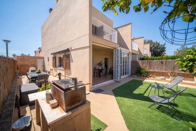 4 soverom Hus til salgs i Puerto de Alcudia, Alcúdia med svømmebasseng garasje - € 699 000 (Ref: 9809803)