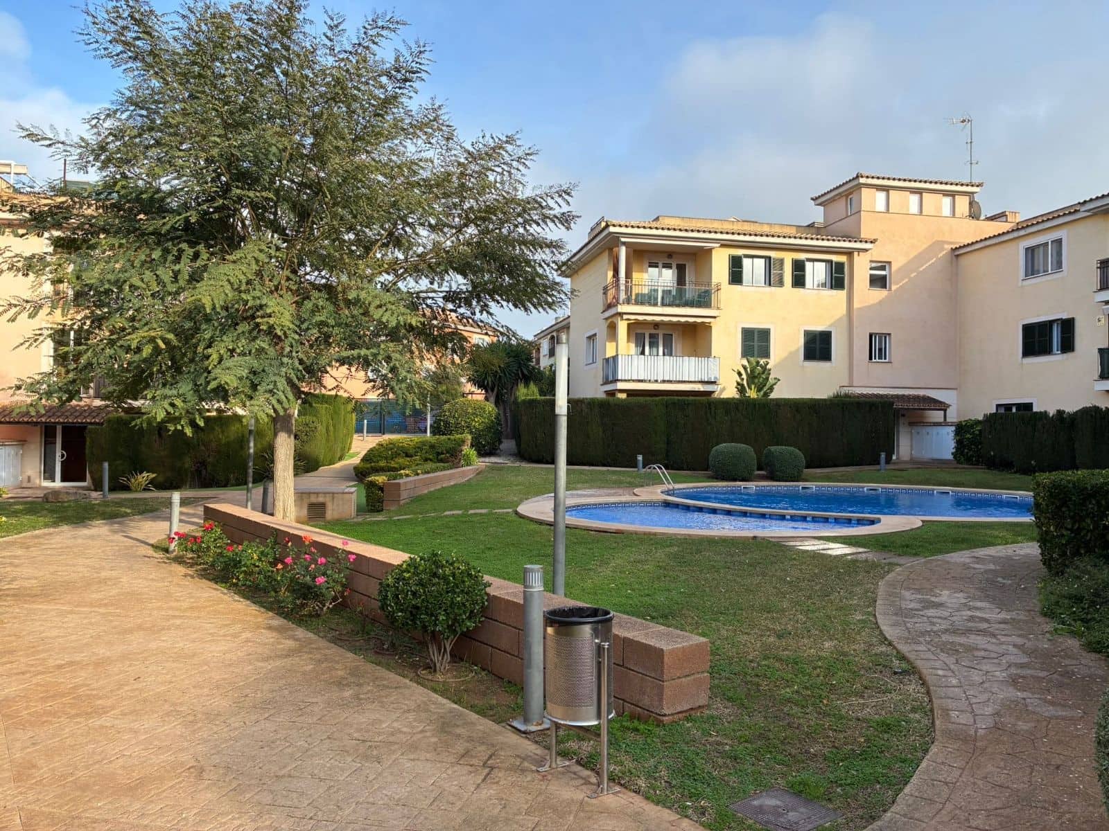 2 sypialnia Mieszkanie na sprzedaż w Llucmajor z basenem garażem - 425 000 € (Ref: 9810825)