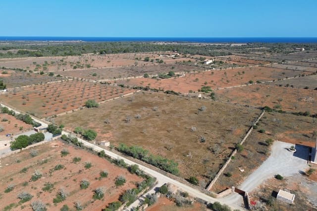 Grunde uden byggetilladelser til salg i Santanyí - € 659.000 (Ref: 9816510)