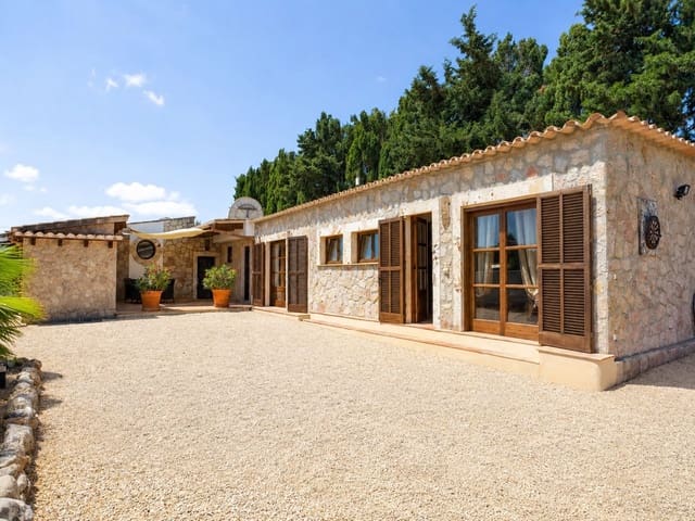 5 soveværelse Finca/Landehus til salg i Pollensa / Pollença med swimmingpool garage - € 1.987.500 (Ref: 9897268)
