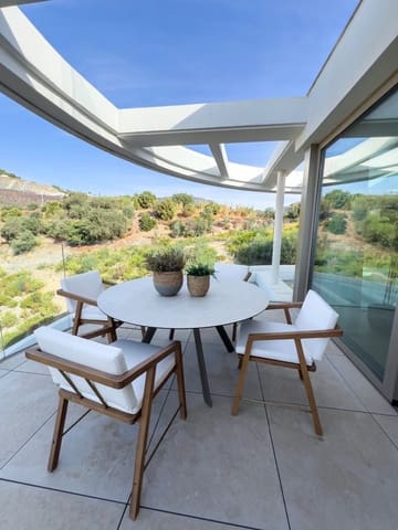 4 slaapkamer Penthouse te koop in Marbella met zwembad garage - € 2.290.000 (Ref: 9968848)