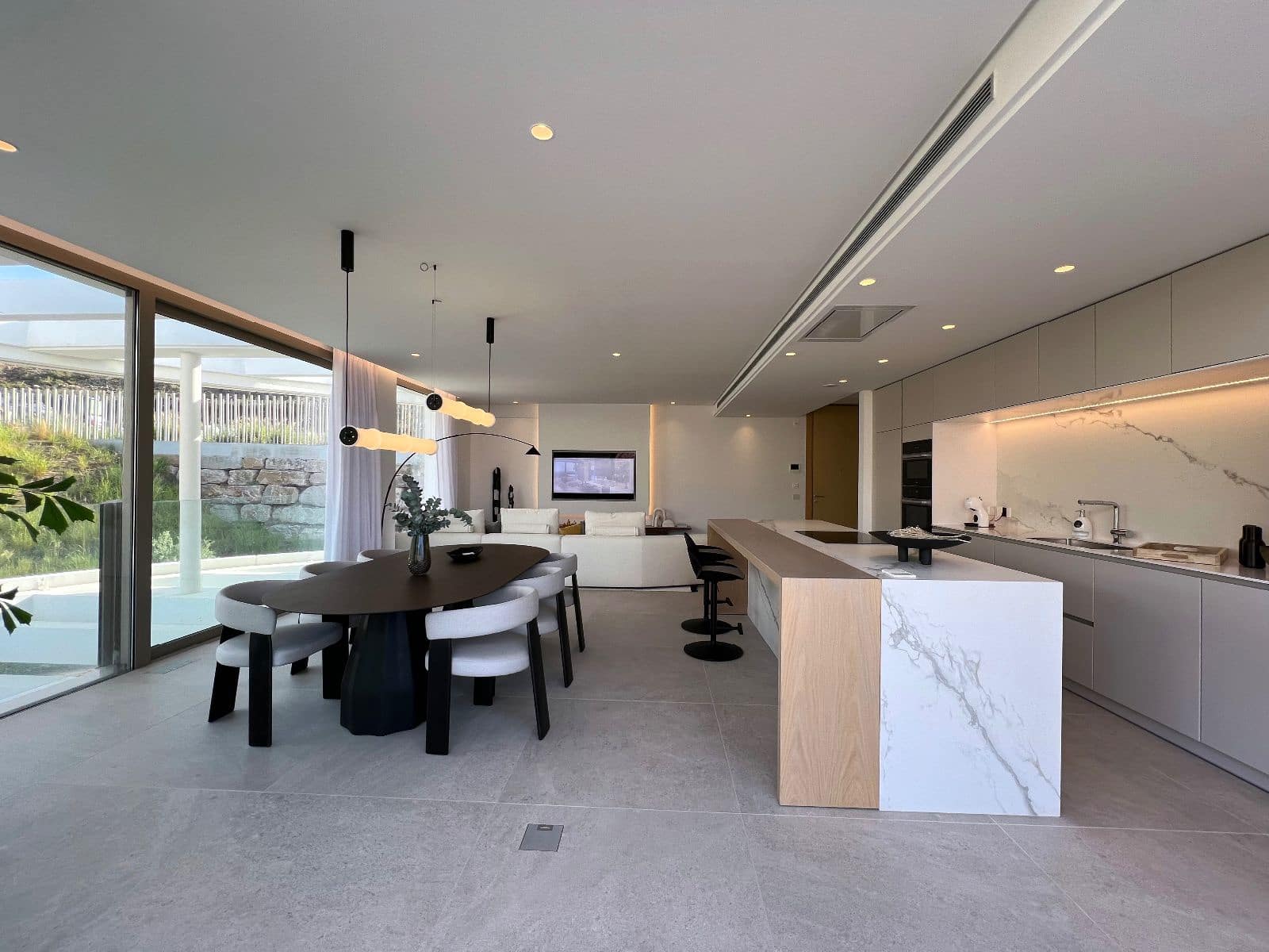 4 slaapkamer Penthouse te koop in Marbella met zwembad garage - € 2.290.000 (Ref: 9968848)