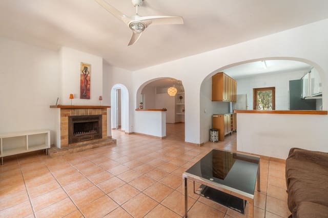 4 sovrum Hus till salu i Platja d'Alcúdia, Alcúdia med pool garage - 649 000 € (Ref: 9969072)