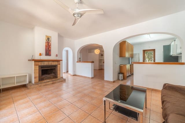4 sovrum Hus till salu i Platja d'Alcúdia, Alcúdia med pool garage - 649 000 € (Ref: 9969072)