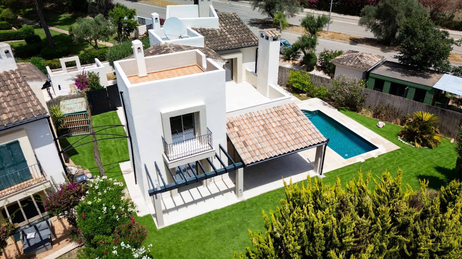 3 sypialnia Dom na sprzedaż w Santa Ponsa z basenem garażem - 2 300 000 € (Ref: 9973817)