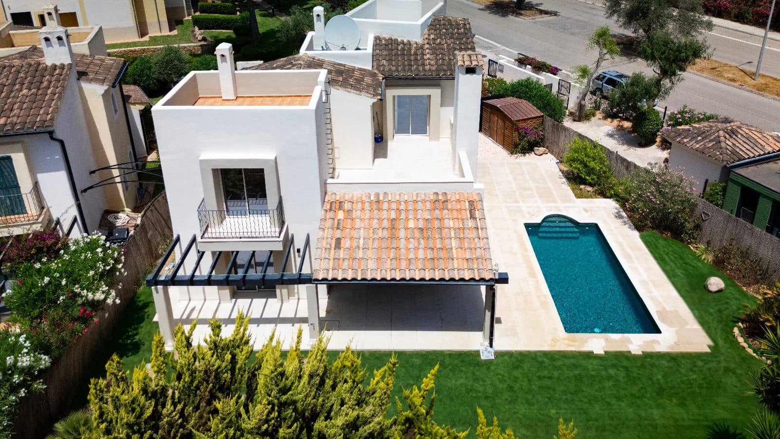 3 sypialnia Dom na sprzedaż w Santa Ponsa z basenem garażem - 2 300 000 € (Ref: 9973817)