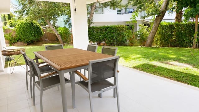 3 soveværelse Lejlighed til salg i Port de Pollença, Pollensa / Pollença med swimmingpool garage - € 992.000 (Ref: 9989976)