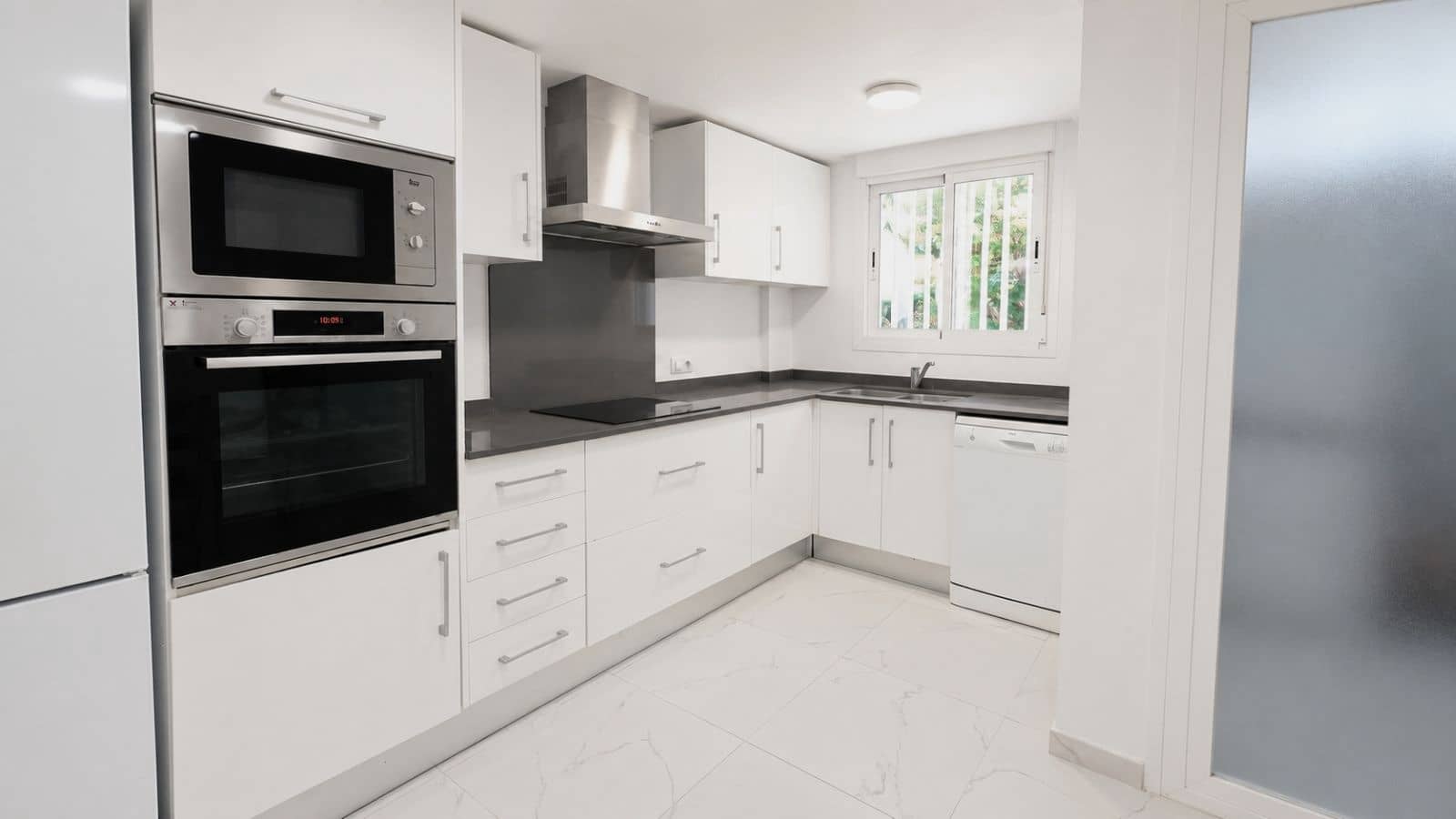 3 chambre Appartement à vendre à Pollensa / Pollenca avec piscine garage - 992 000 € (Ref: 9989976)