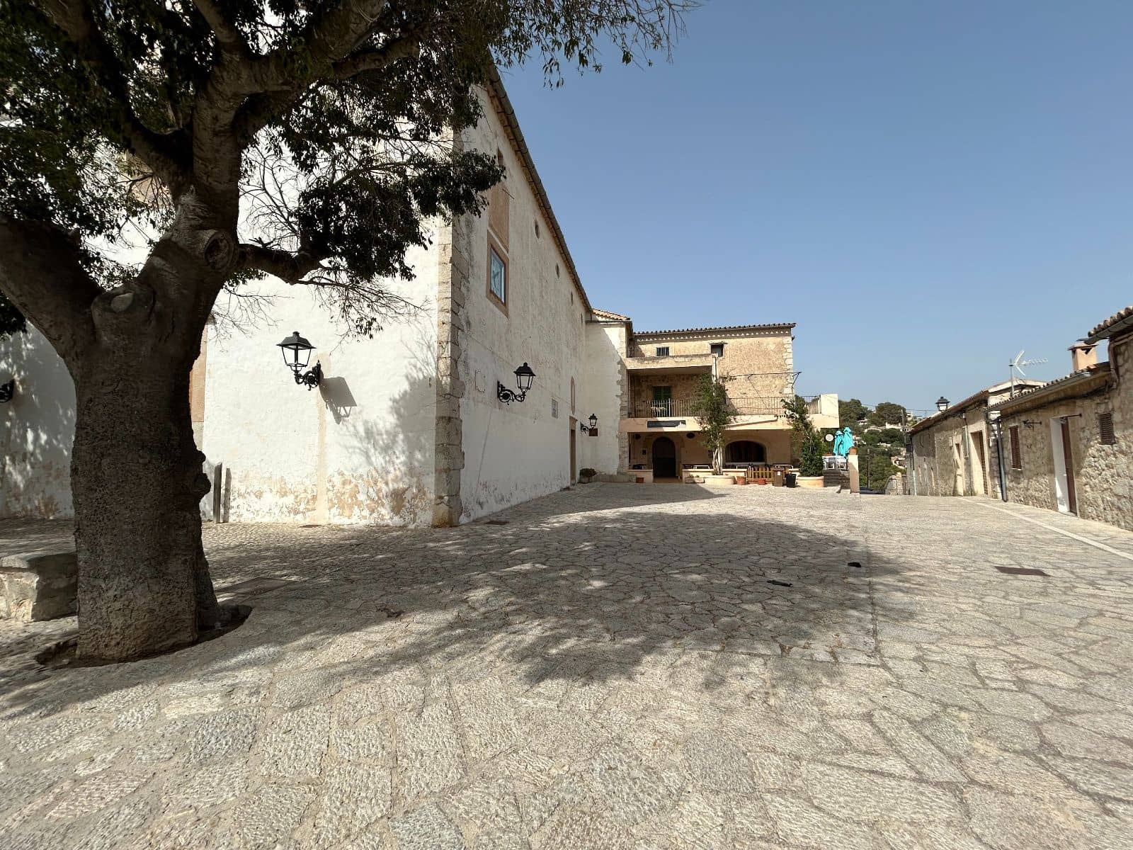Casa de 4 habitaciones en Galilea en venta con garaje - 1.050.000 € (Ref: 9993643)
