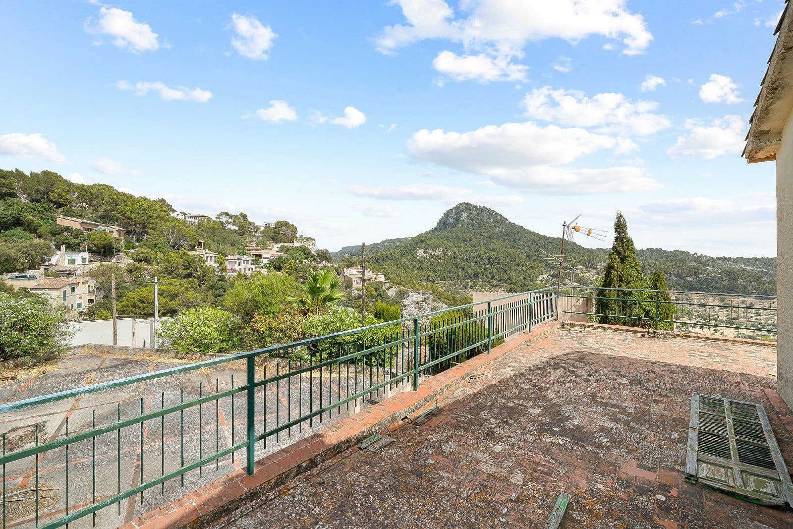 Casa de 4 habitaciones en Galilea en venta con garaje - 1.050.000 € (Ref: 9993643)