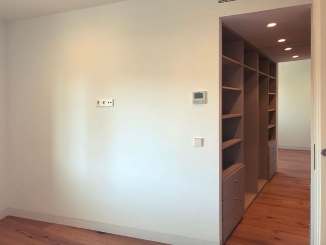 3 soveværelse Lejlighed til salg i Cort, Palma de Mallorca - € 800.000 (Ref: 6536991)