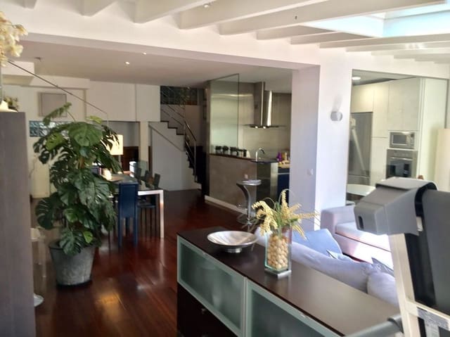 4 bedroom Apartment for sale in Palma de Mallorca - € 890,000 (Ref: 6645434)