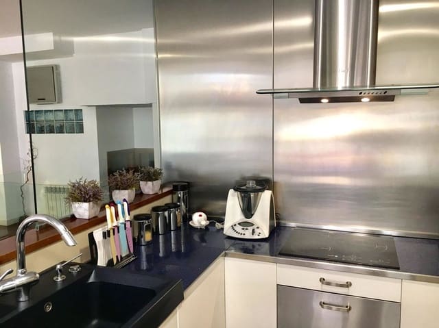 4 bedroom Apartment for sale in Palma de Mallorca - € 890,000 (Ref: 6645434)