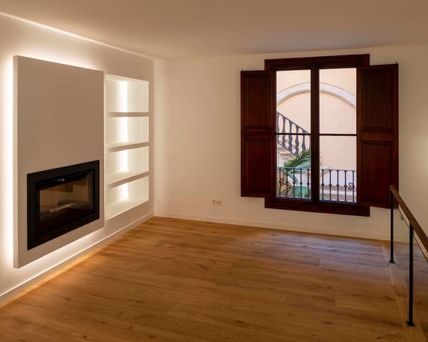 2 soveværelse Lejlighed til salg i La Seu, Palma de Mallorca - € 1.235.000 (Ref: 6863089)