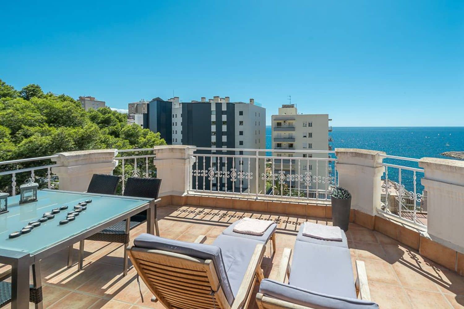 2 soveværelse Lejlighed til salg i Palma de Mallorca med swimmingpool - € 895.000 (Ref: 7095347)