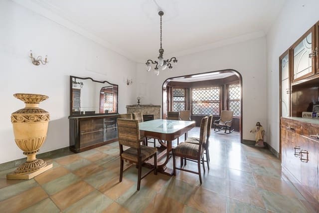 Erhverv til salg i Plaça dels Patins, Palma de Mallorca - € 2.000.000 (Ref: 7352987)